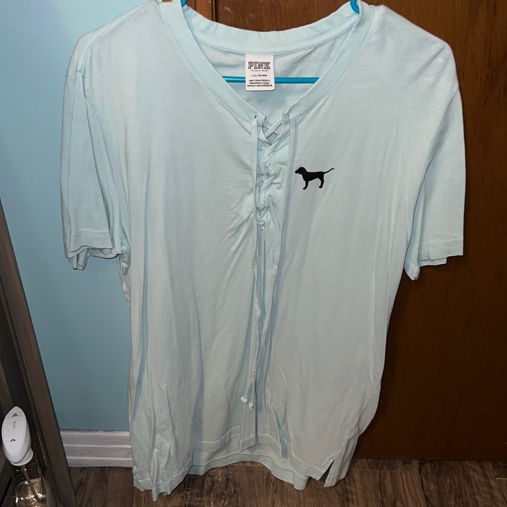 PINK Victoria’s Secret size large shirt. Only worn a few times.